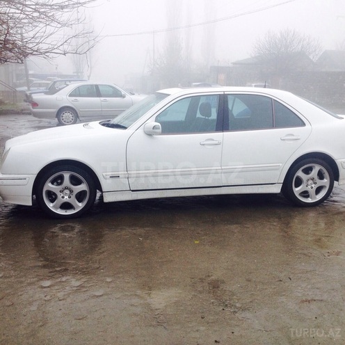 Mercedes E 320 1999, 317,128 km - 3.2 л - Bakı