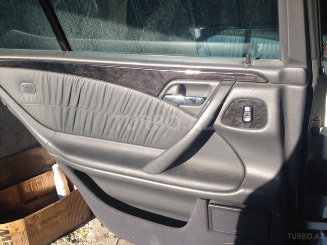 Mercedes E 320 1999, 317,128 km - 3.2 л - Bakı