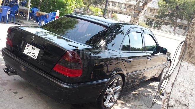 Mercedes C 200 1998, 296,000 km - 2.0 l - Bakı