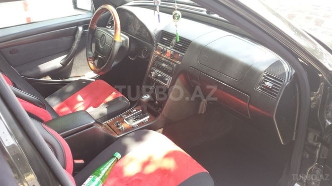 Mercedes C 200 1998, 296,000 km - 2.0 l - Bakı