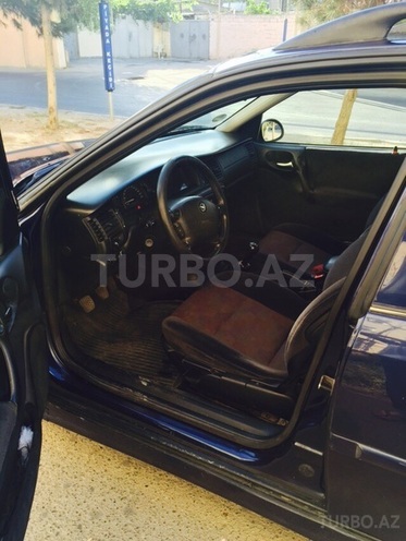 Opel Vectra 1999, 255,000 km - 1.6 l - Bakı