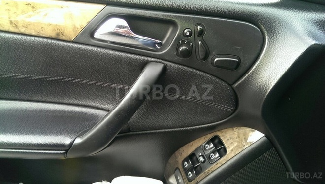 Mercedes C 230 2006, 190,000 km - 2.5 л - Bakı