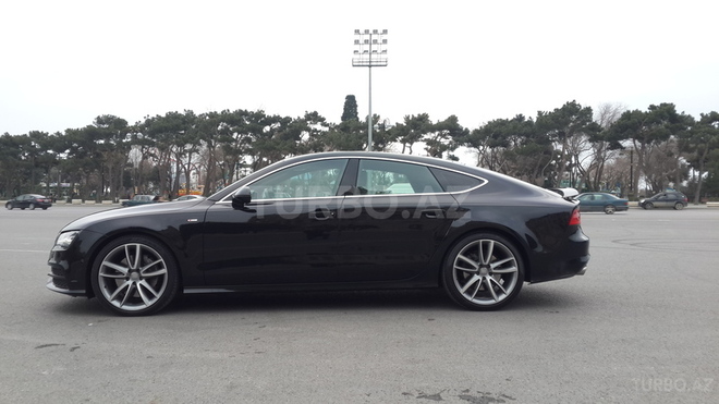 Audi A7 2011, 38,000 km - 3.0 l - Bakı