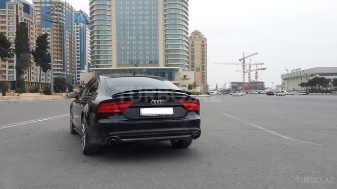 Audi A7 2011, 38,000 km - 3.0 l - Bakı