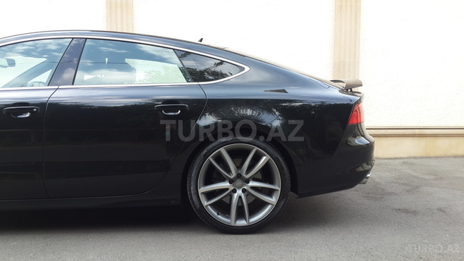 Audi A7 2011, 38,000 km - 3.0 l - Bakı