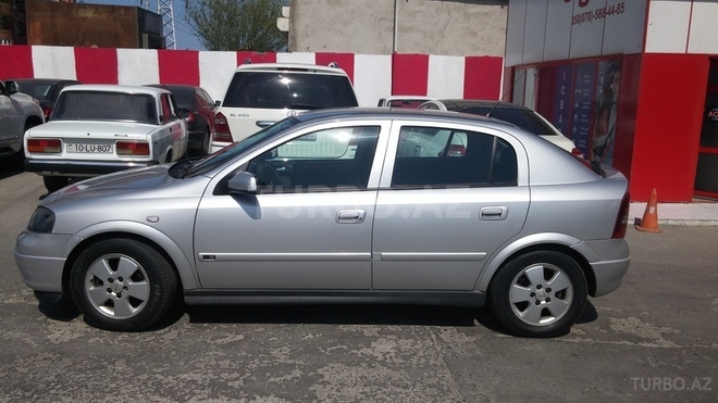 Opel Astra 1994, 80,000 km - 1.8 l - Bakı
