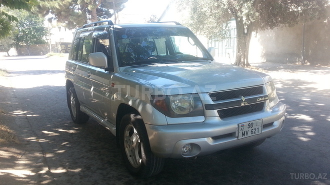 Mitsubishi Pajero io 2000, 220,000 km - 2.0 l - Bakı