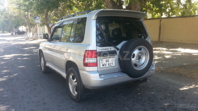 Mitsubishi Pajero io 2000, 220,000 km - 2.0 l - Bakı