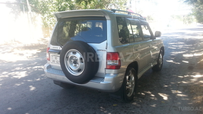 Mitsubishi Pajero io 2000, 220,000 km - 2.0 l - Bakı