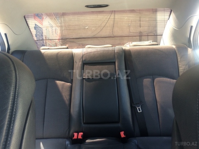 Mercedes E 220 2002, 206,820 km - 2.2 l - Bakı