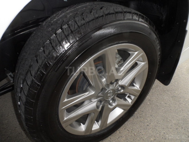 Toyota Land Cruiser 2013, 22,000 km - 4.0 л - Bakı