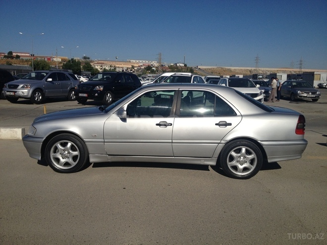 Mercedes C 180 1997, 325,415 km - 1.8 l - Bakı