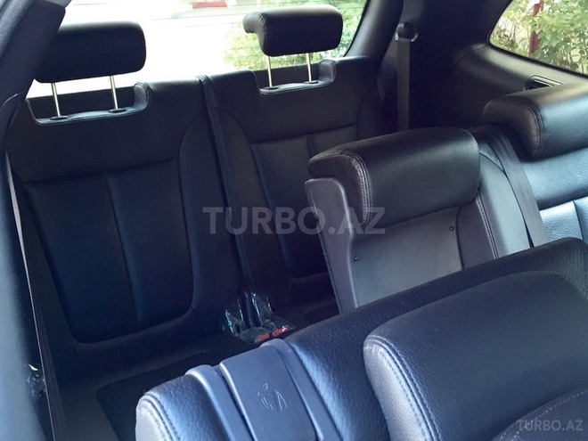 Hyundai Santa Fe 2011, 105,200 km - 2.4 l - Bakı