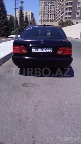 Mercedes E 200 1999, 296,000 km - 2.0 l - Bakı