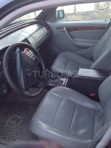Mercedes C 230 1997, 198,554 km - 2.3 l - Bakı