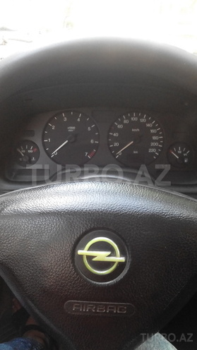 Opel Astra 1999, 200,000 km - 1.6 l - Bakı