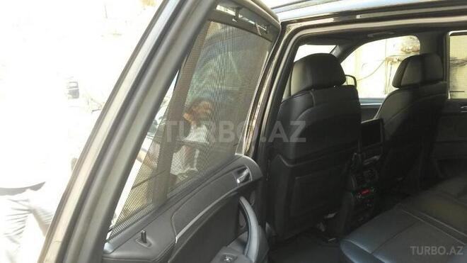 BMW X5 M 2011, 66,500 km - 4.4 l - Bakı