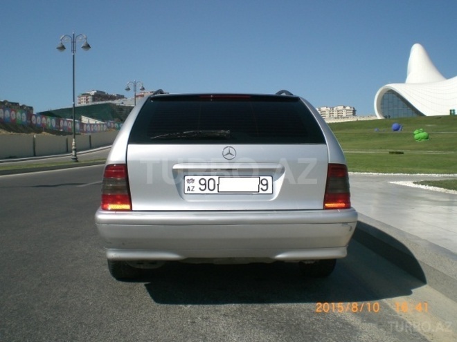 Mercedes C 220 1999, 350,000 km - 2.2 l - Bakı