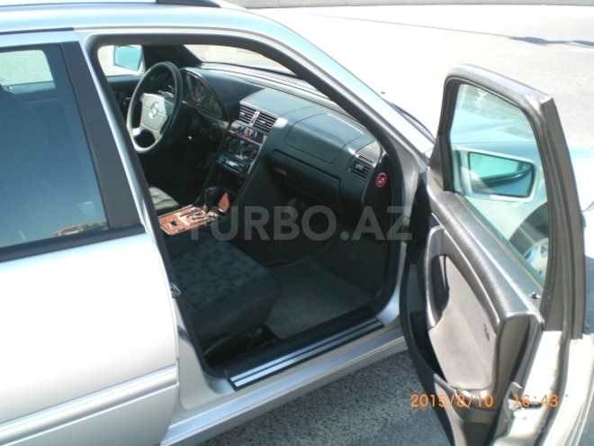 Mercedes C 220 1999, 350,000 km - 2.2 l - Bakı