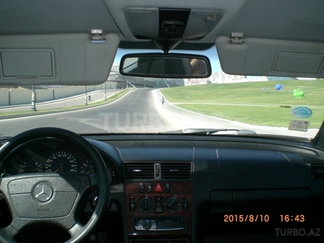 Mercedes C 220 1999, 350,000 km - 2.2 l - Bakı
