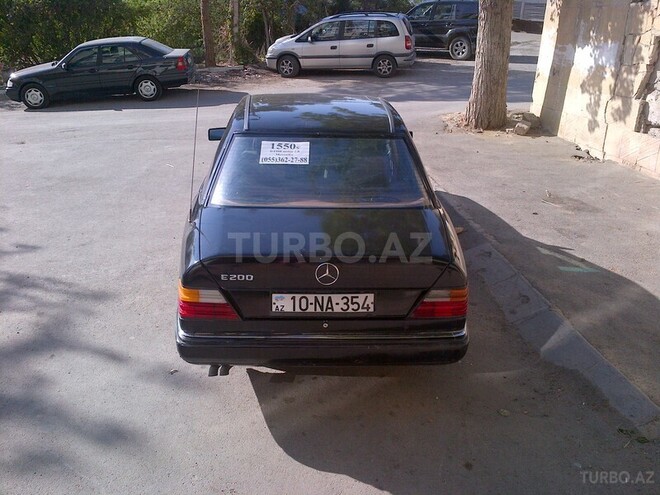 Mercedes E 200 1988, 327,000 km - 2.0 l - Bakı