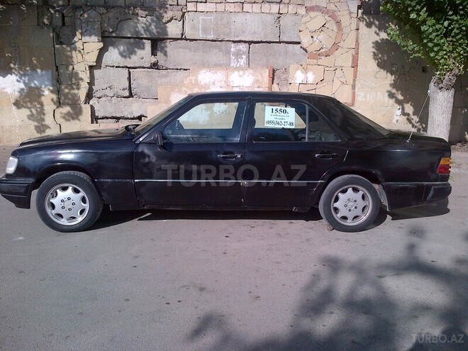 Mercedes E 200 1988, 327,000 km - 2.0 l - Bakı