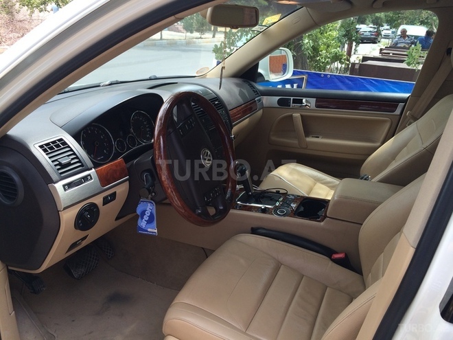 Volkswagen Touareg 2009, 96,000 km - 3.6 л - Bakı