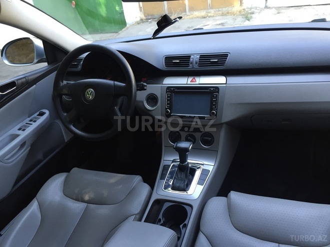 Volkswagen Passat 2005, 146,000 km - 2.0 л - Bakı