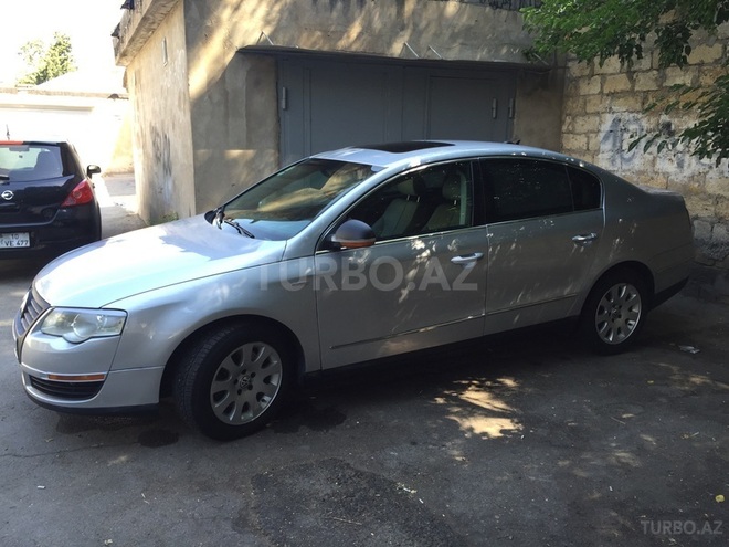 Volkswagen Passat 2005, 146,000 km - 2.0 л - Bakı