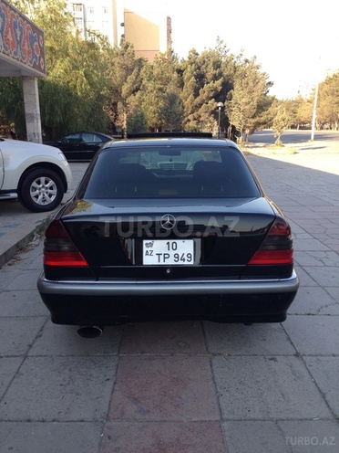 Mercedes C 230 1998, 215,000 km - 2.3 l - Bakı