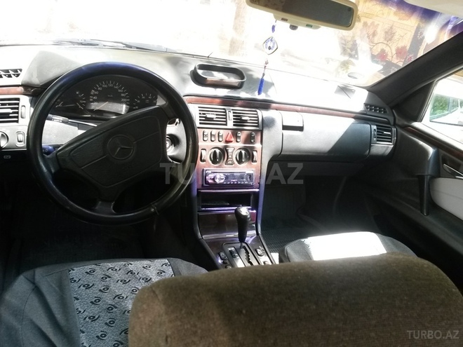 Mercedes E 230 1996, 508,000 km - 2.3 л - Bakı
