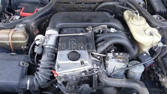 Mercedes E 250 1994, 250,000 km - 2.5 l - Bakı