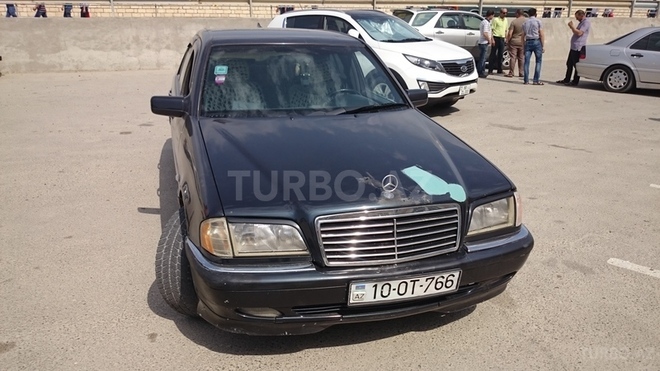 Mercedes C 240 1998, 166,000 km - 2.4 l - Bakı