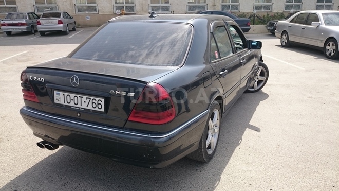 Mercedes C 240 1998, 166,000 km - 2.4 l - Bakı