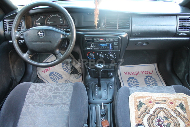 Opel Vectra 1997, 295,000 km - 1.6 l - Bakı