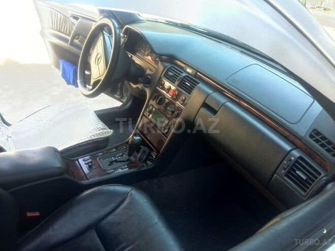 Mercedes E 280 1998, 167,396 km - 2.8 л - Bakı