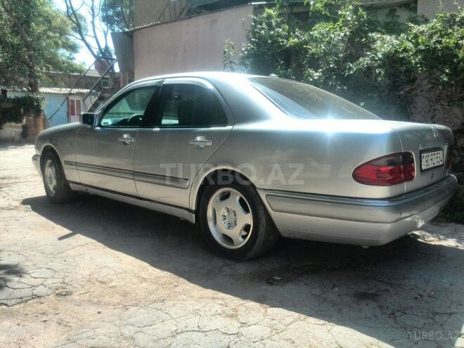 Mercedes E 280 1998, 167,396 km - 2.8 л - Bakı