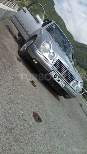 Mercedes E 240 1999, 330,003 km - 2.4 l - Bakı