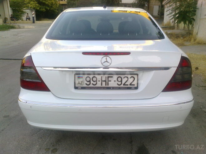 Mercedes E 220 2008, 180,000 km - 2.2 l - Bakı