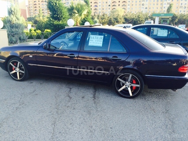 Mercedes E 280 1998, 317,000 km - 2.8 l - Bakı