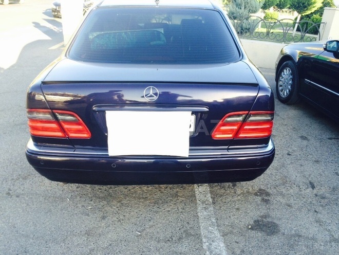 Mercedes E 280 1998, 317,000 km - 2.8 l - Bakı