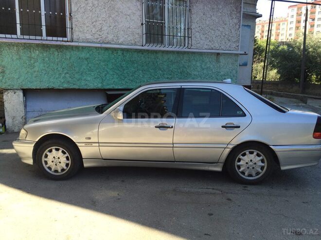 Mercedes C 240 1998, 177,000 km - 2.4 l - Bakı