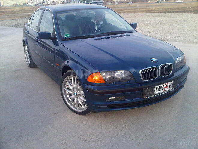 BMW 320 2001, 209,000 km - 2.2 l - Bakı