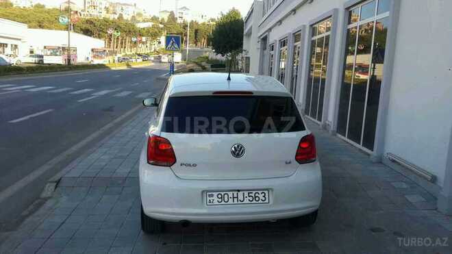Volkswagen Polo 2010, 90,000 km - 1.4 л - Bakı