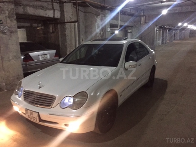 Mercedes C 240 2001, 117,000 km - 2.6 l - Bakı