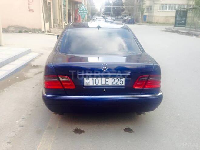 Mercedes E 230 1995, 258,000 km - 2.3 l - Bakı