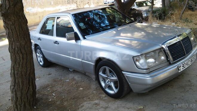 Mercedes E 200 1991, 157,000 km - 2.0 l - Bakı