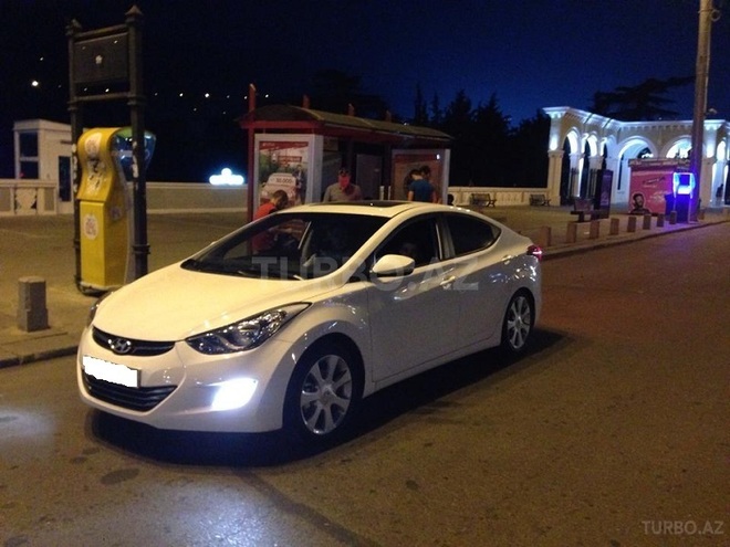 Hyundai Elantra 2013, 24,500 km - 1.8 l - Bakı