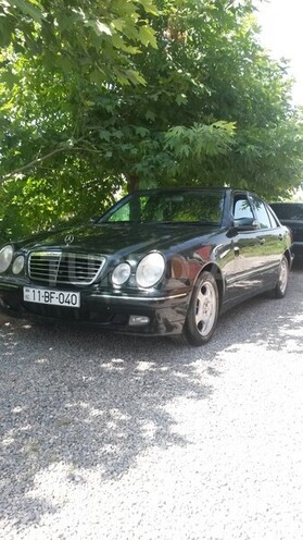 Mercedes E 240 1999, 182,797 km - 2.4 l - Bakı