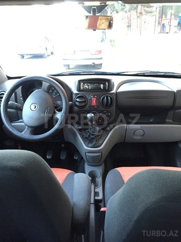 Fiat Doblo 2006, 95,000 km - 1.4 l - Bakı